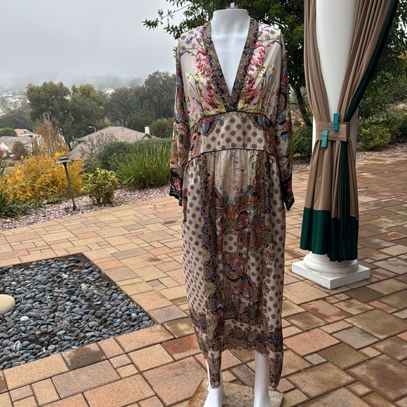 Johnny Was Tierra Zonia Silk Maxi Dress - Picture 4 of 11